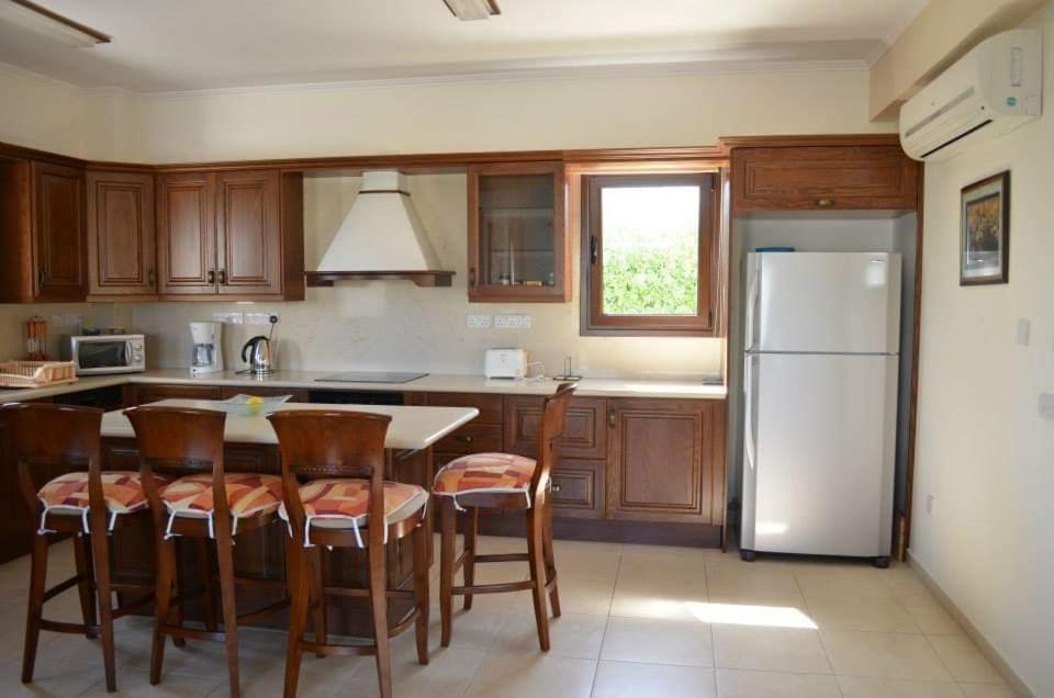 Dora' S Villa อาร์กากา ภายนอก รูปภาพ